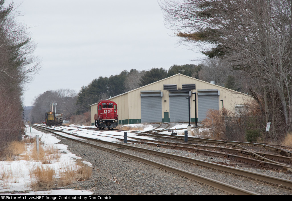 CP 3057 on the Interchange Track